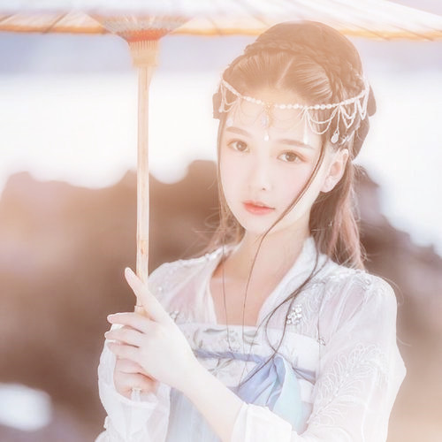 渐变色头像女