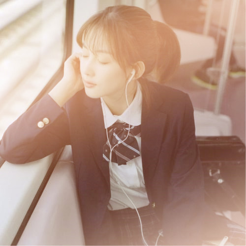 渐变色头像女
