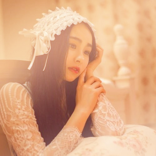 渐变色头像女