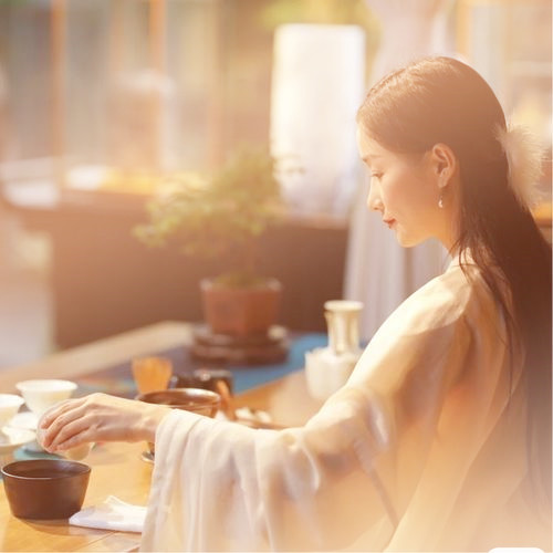 渐变色头像女