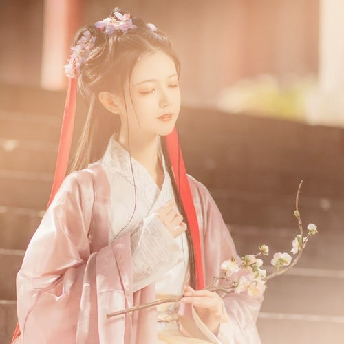 渐变色头像女