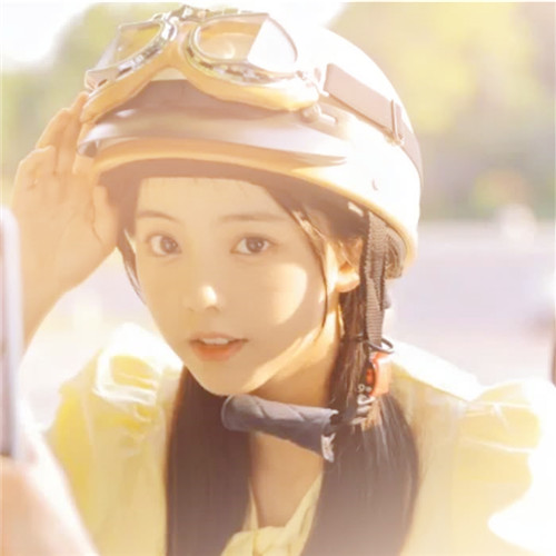 渐变色头像女