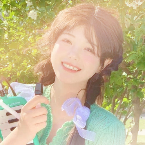 渐变色头像女
