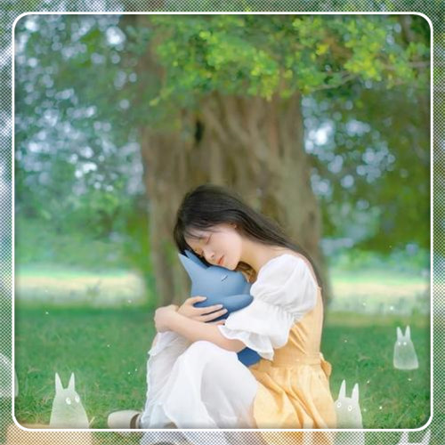 边框女生头像图片