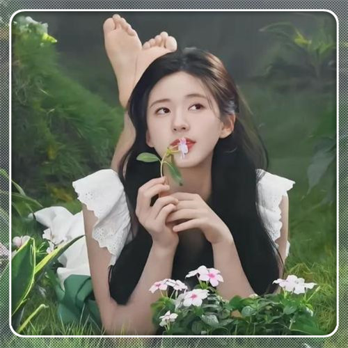 边框女生头像图片