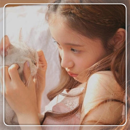 边框女生头像图片