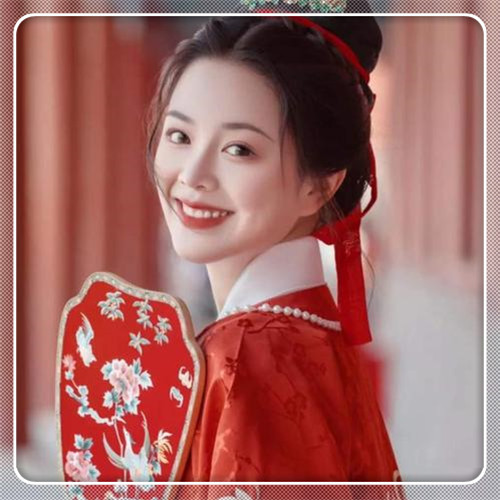 边框女生头像图片