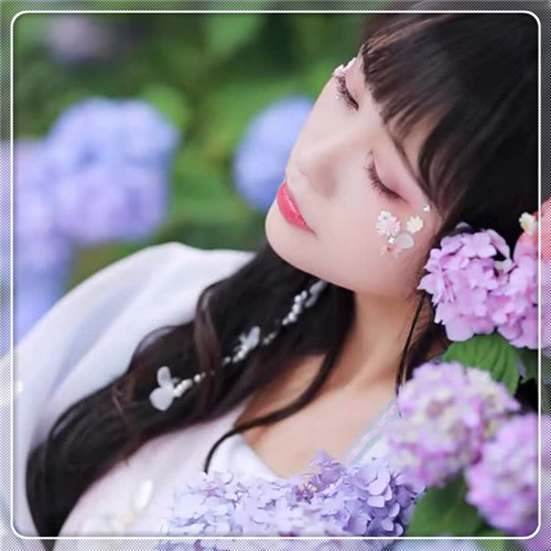 边框女生头像图片