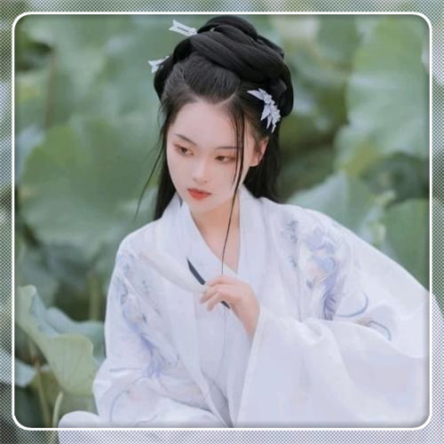 边框女生头像图片