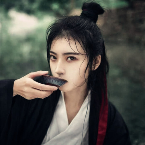 淡雅女生头像图片