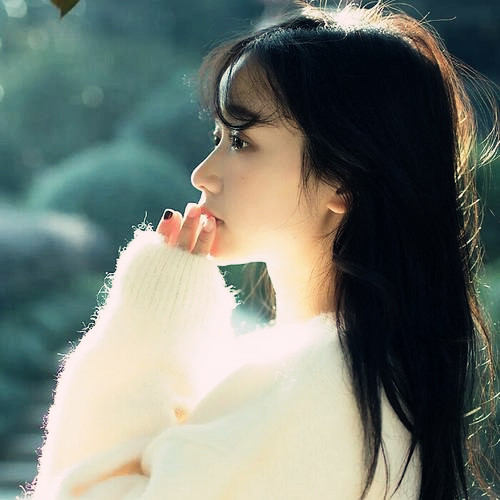 淡雅女生头像图片