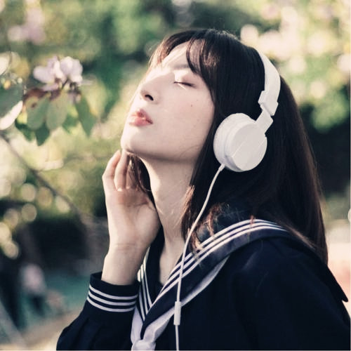 淡雅女生头像图片