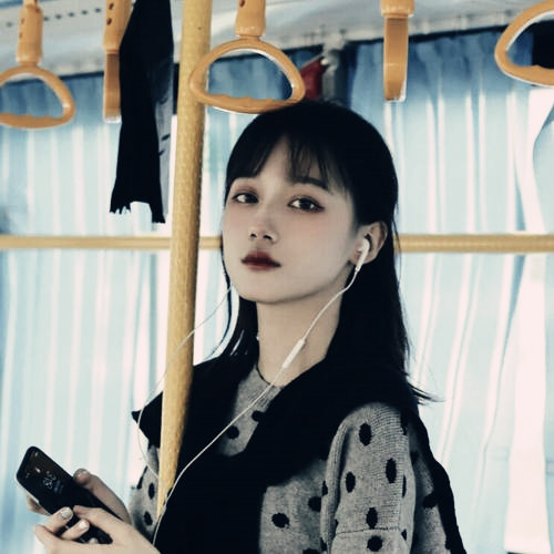 淡雅女生头像图片