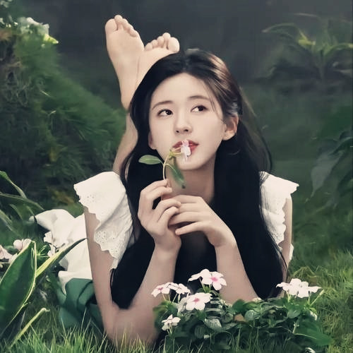 淡雅女生头像图片