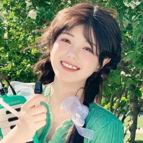 淡雅女生头像图片