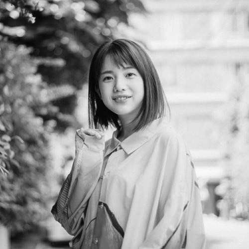 美女黑白头像图片