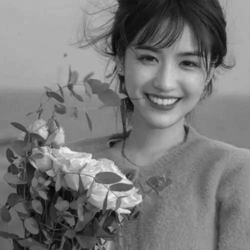 美女黑白头像图片