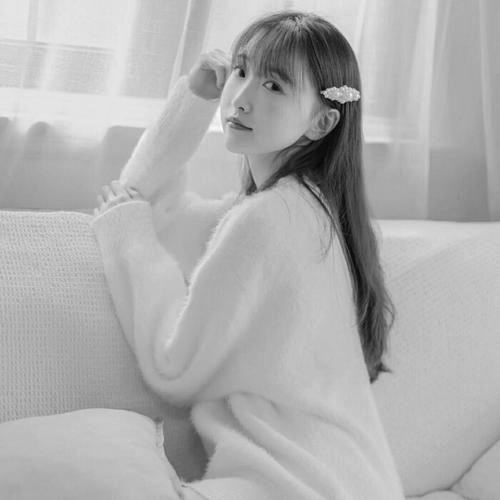 美女黑白头像图片