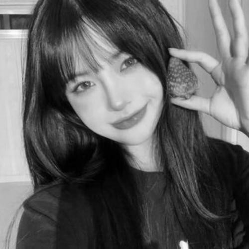 美女黑白头像图片