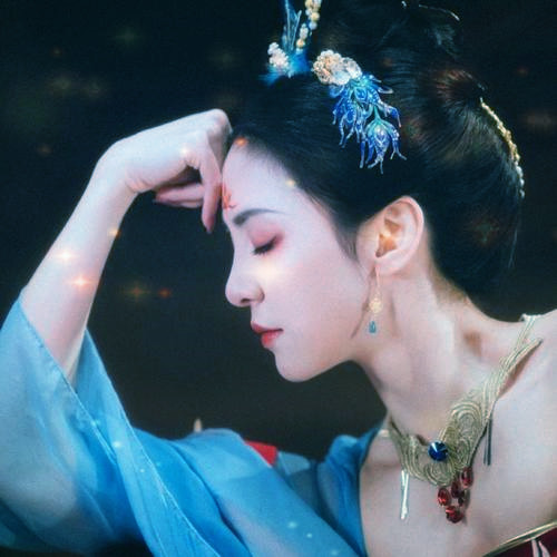 星星系女生头像