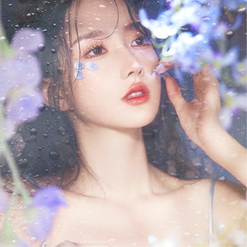 玻璃水珠唯美女生头像图片