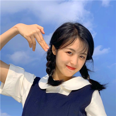 治愈系蓝色风格女生头像图片