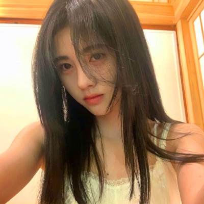 头像女INS高级质感好看图片