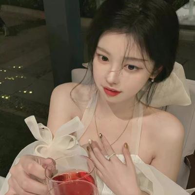 好看高清的ins高级质感干净女头