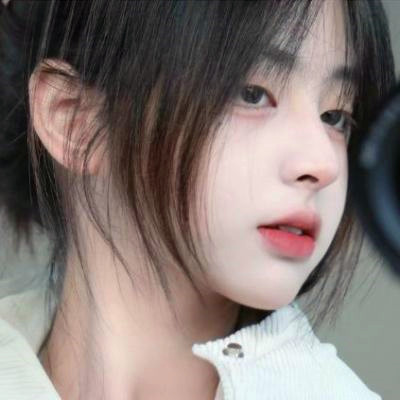 ins高级质感干净精致女生头像图片