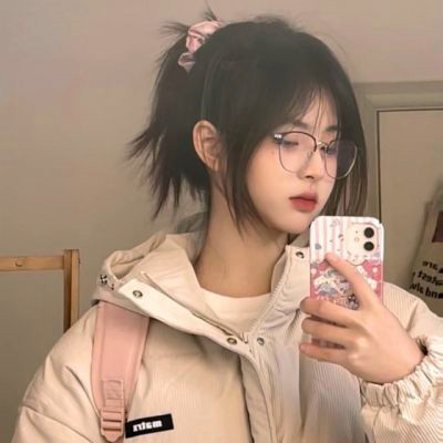 ins高级质感干净精致女生头像图片