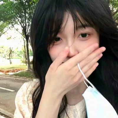 ins高级质感干净精致女生头像图片