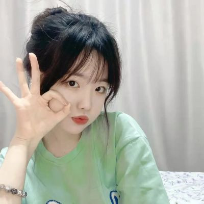 高级质感头像ins女生高清图片