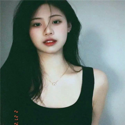 ins风高级质感女头像图片