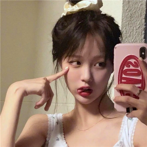 ins风高级质感女头像图片