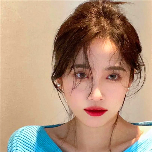 ins风高级质感女头像图片