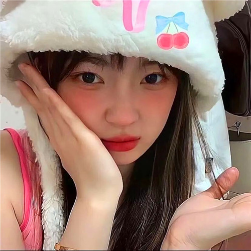 ins风高级质感女头像图片