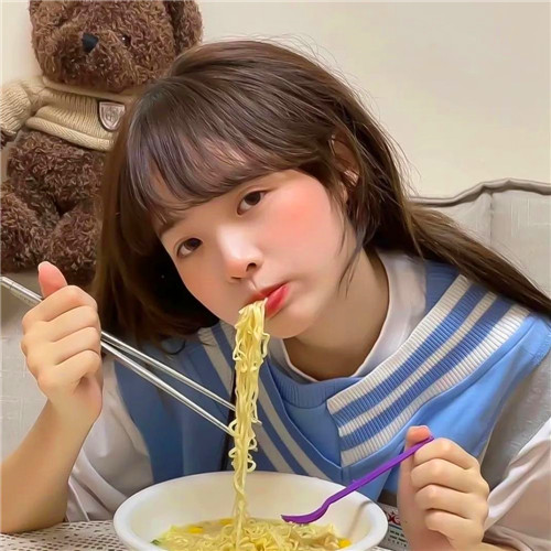 ins风高级质感女头像图片