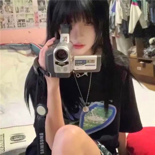 ins风高级质感女头像图片