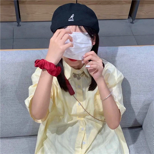 ins风高级质感女头像图片