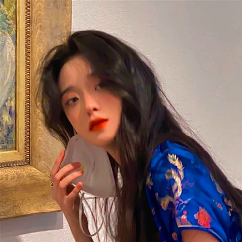 ins风高级质感女头像图片
