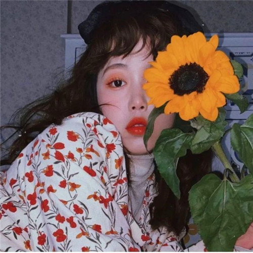 ins风高级质感女头像图片