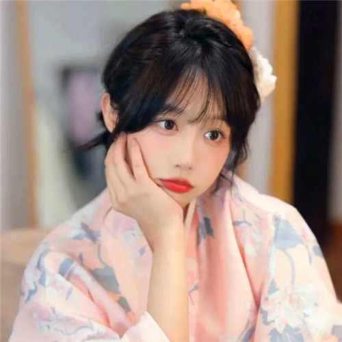 ins风高级质感女头像图片