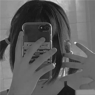 头像女ins高级质感黑白真人图片