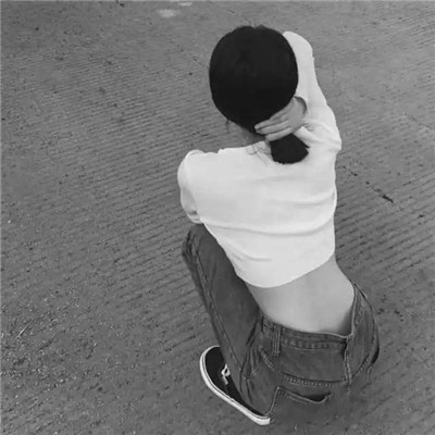 头像女ins高级质感黑白真人图片