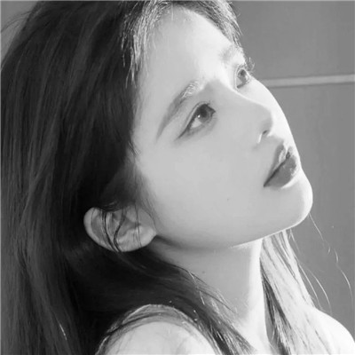 头像女ins高级质感黑白真人图片