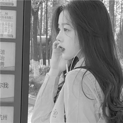 头像女ins高级质感黑白真人图片