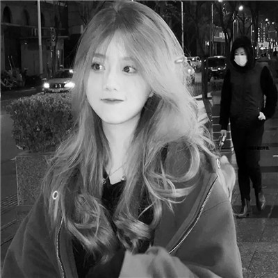 头像女ins高级质感黑白真人图片