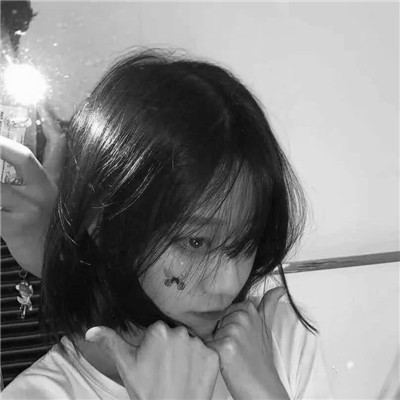 头像女ins高级质感黑白真人图片
