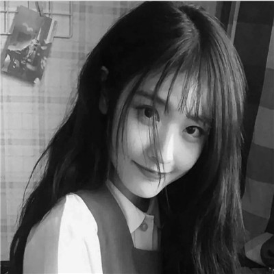 头像女ins高级质感黑白真人图片