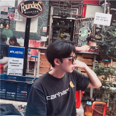 头像男INS高级质感